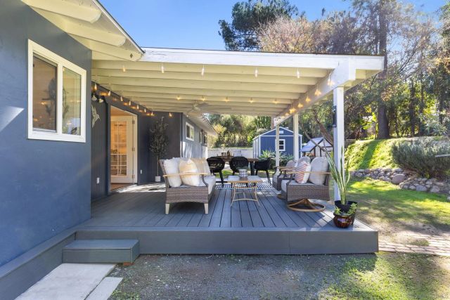 9313 Christina Ln, Lakeside, CA 92040