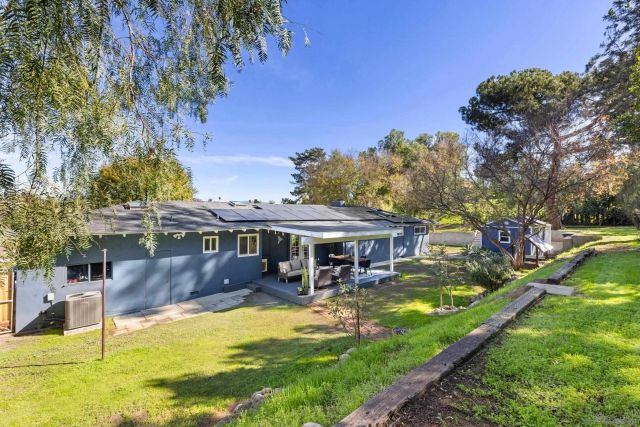 9313 Christina Ln, Lakeside, CA 92040