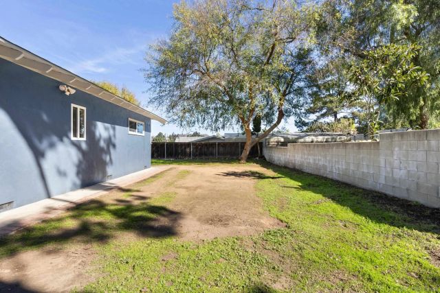 9313 Christina Ln, Lakeside, CA 92040