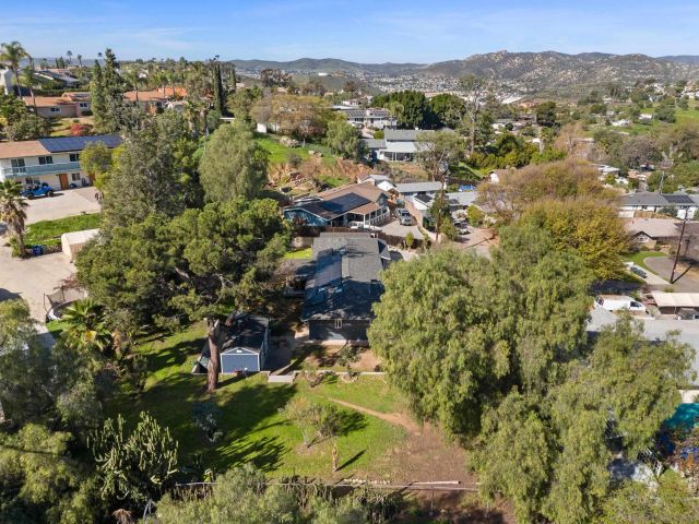 9313 Christina Ln, Lakeside, CA 92040