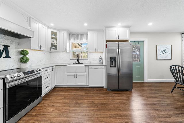5587 3rd Road, Lake Worth, FL 33467