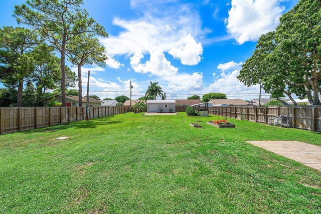 5587 3rd Road, Lake Worth, FL 33467