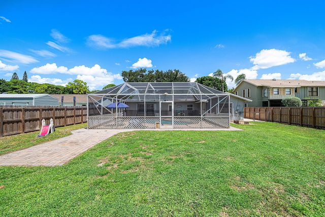 5587 3rd Road, Lake Worth, FL 33467