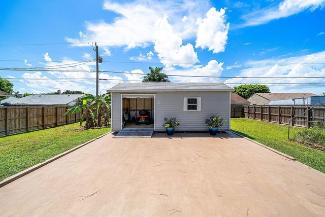 5587 3rd Road, Lake Worth, FL 33467