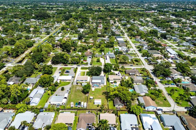 5587 3rd Road, Lake Worth, FL 33467