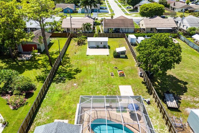 5587 3rd Road, Lake Worth, FL 33467