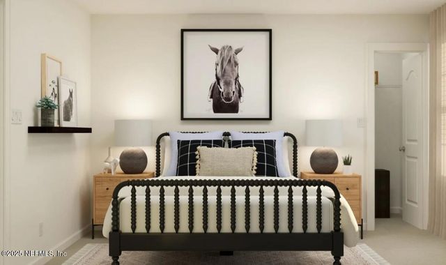 562 AVALON WOODS Lane, Jacksonville, FL 32218