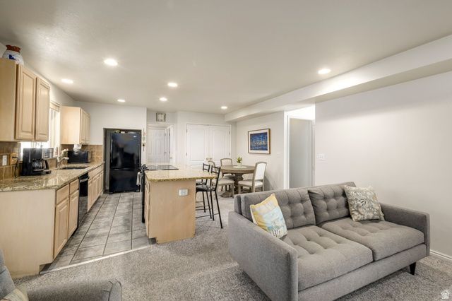 11390 S MARIPOSA WAY, Sandy, UT 84094