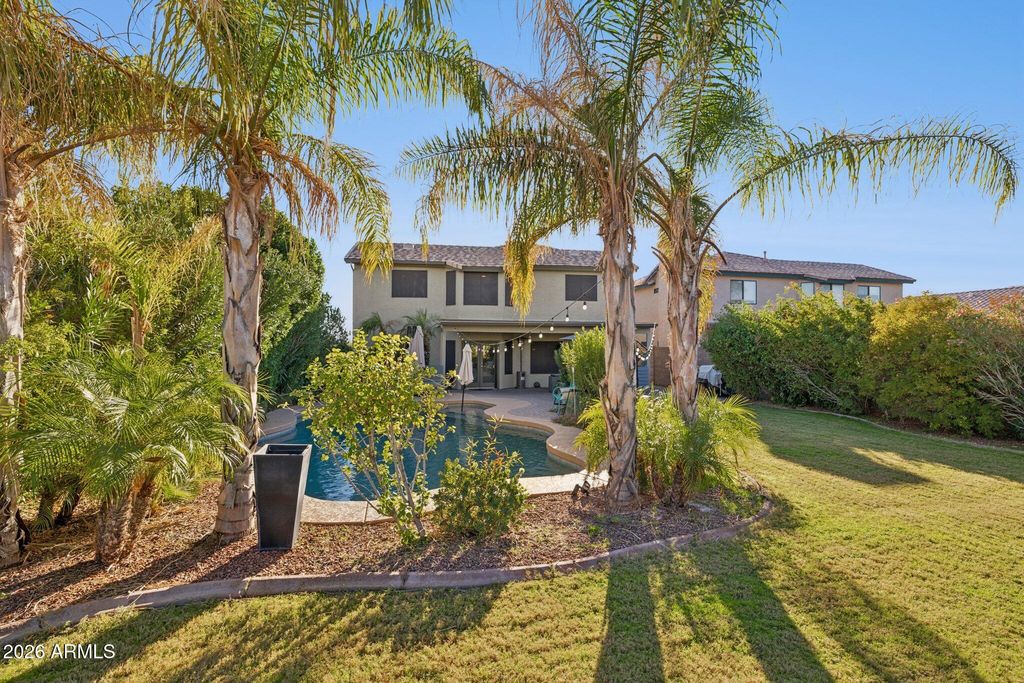 Image 30 of property listing at 4376 E Anderson Drive, Phoenix, AZ 85032