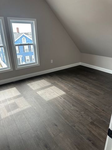 24 East Chestnut St, Brockton, MA 02301