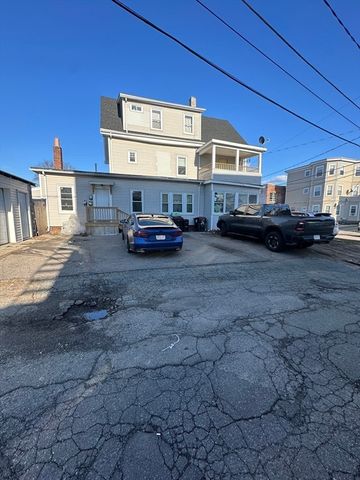 24 East Chestnut St, Brockton, MA 02301