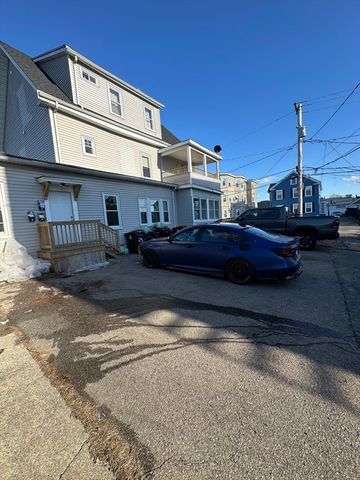 24 East Chestnut St, Brockton, MA 02301