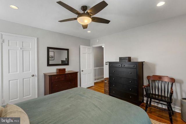 3045 S ABINGDON ST, Arlington, VA 22206