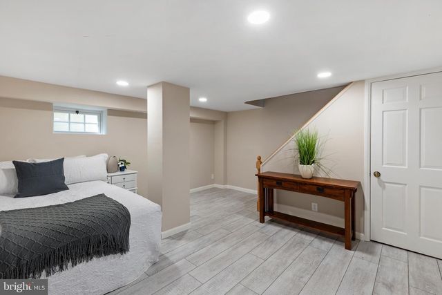 3045 S ABINGDON ST, Arlington, VA 22206