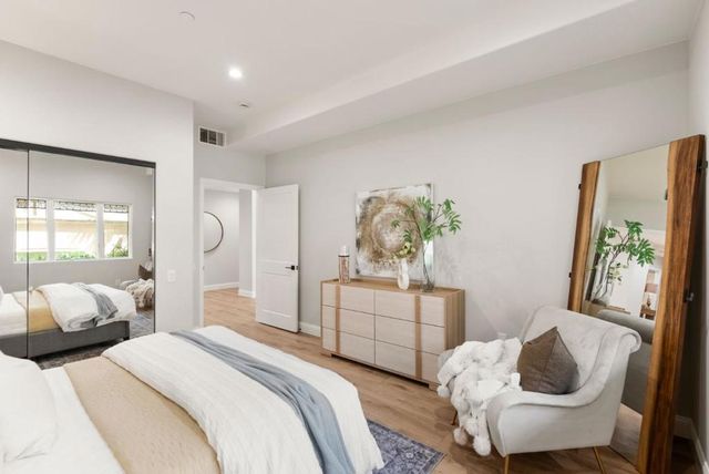 200 Sheridan Avenue 306, Palo Alto, CA 94306