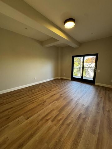 200 Sheridan Avenue 306, Palo Alto, CA 94306