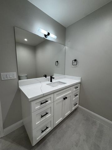 200 Sheridan Avenue 306, Palo Alto, CA 94306