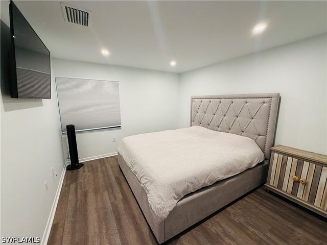 1522 Mainsail DR 4, Naples, FL 34114