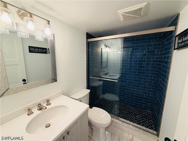 1522 Mainsail DR 4, Naples, FL 34114