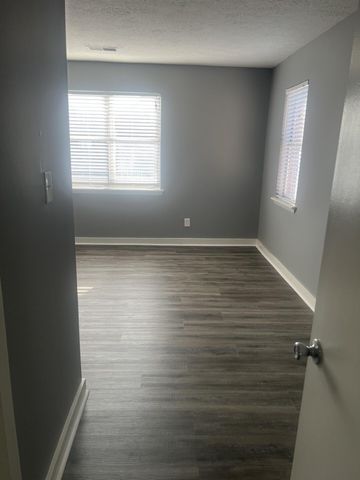 421 Redding Road 57, Lexington, KY 40517