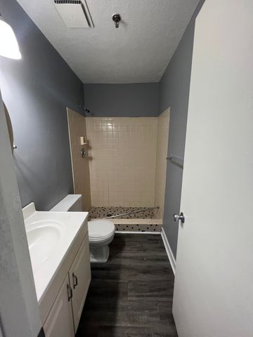 421 Redding Road 57, Lexington, KY 40517