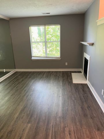 421 Redding Road 57, Lexington, KY 40517