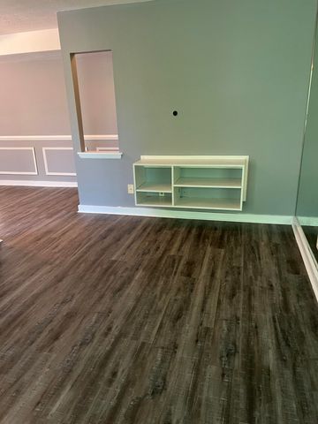 421 Redding Road 57, Lexington, KY 40517