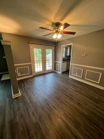 421 Redding Road 57, Lexington, KY 40517