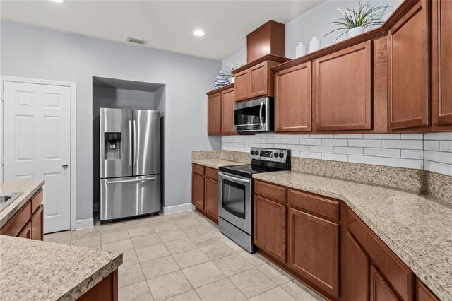 665 CARYA COURT, Deland, FL 32724