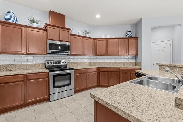 665 CARYA COURT, Deland, FL 32724