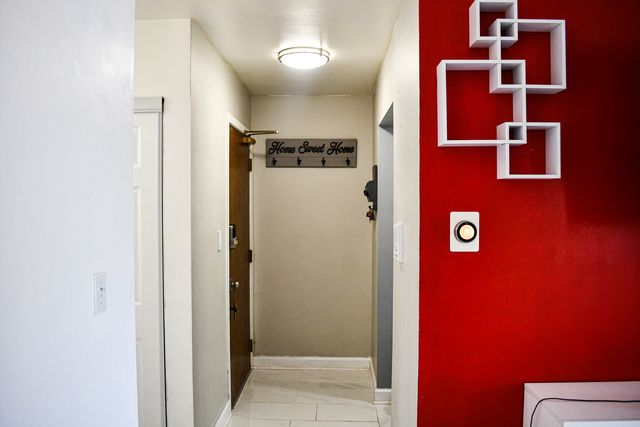 945 Commonwealth Court 4, Vernon Hills, IL 60061