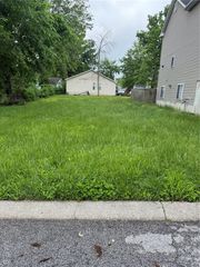 320 Saratoga Street, St Louis, MO 63122