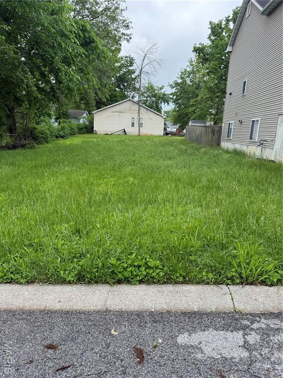 320 Saratoga Street, St Louis, MO 63122