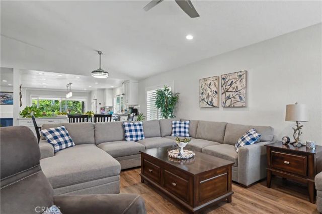 9 Old Wood, Pomona, CA 91766