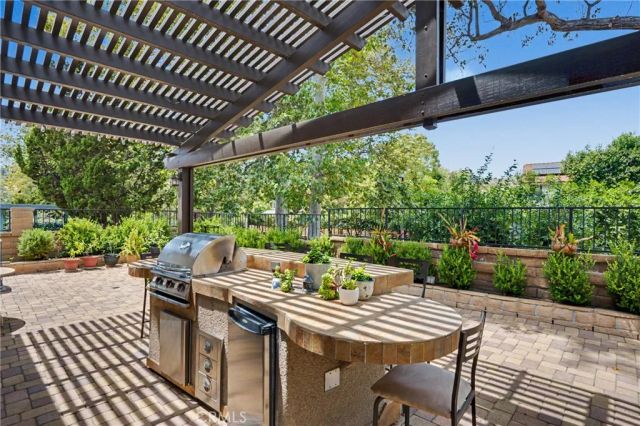 9 Old Wood, Pomona, CA 91766