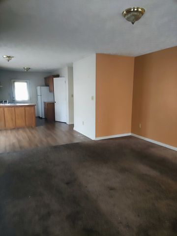 111 Rhea St, Jackson, TN 38301