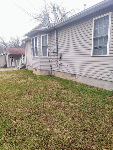 111 Rhea St, Jackson, TN 38301