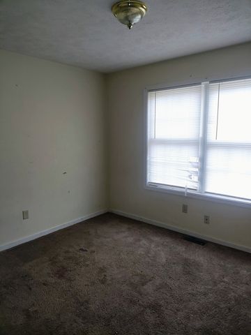 111 Rhea St, Jackson, TN 38301