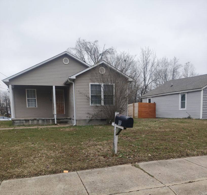 111 Rhea St, Jackson, TN 38301