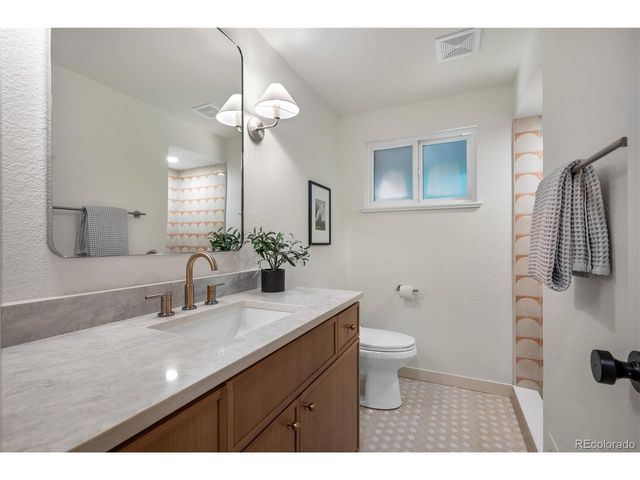3701 S Peach Way, Denver, CO 80237