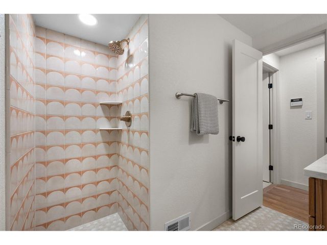 3701 S Peach Way, Denver, CO 80237