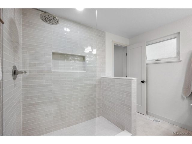 3701 S Peach Way, Denver, CO 80237