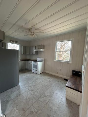 229 Grandview Drive, Spartanburg, SC 29303