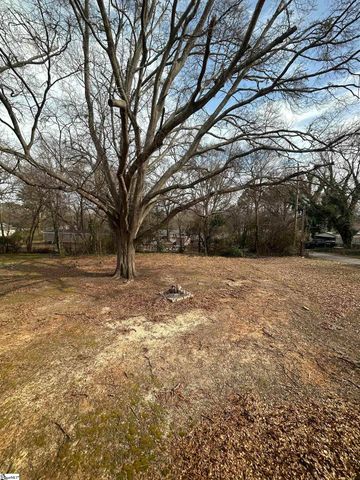 229 Grandview Drive, Spartanburg, SC 29303