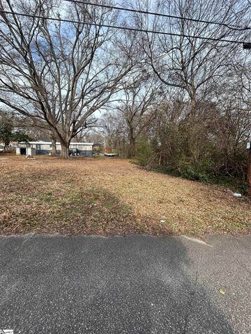 229 Grandview Drive, Spartanburg, SC 29303