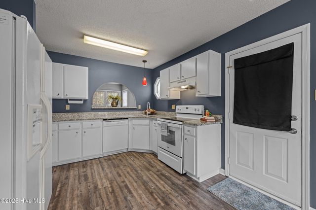 208 Rankin Court, New Bern, NC 28560