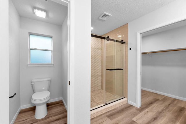128 E Park Drive, Conroe, TX 77356