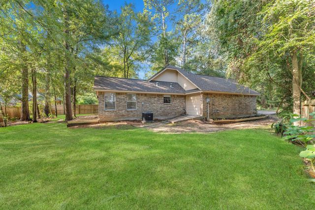 128 E Park Drive, Conroe, TX 77356