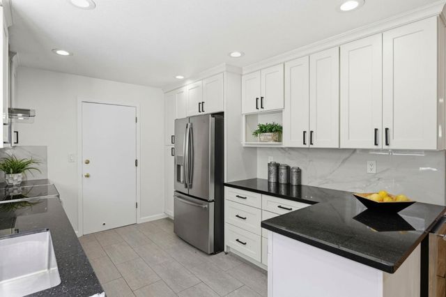 952 Vernie Court, Cupertino, CA 95014