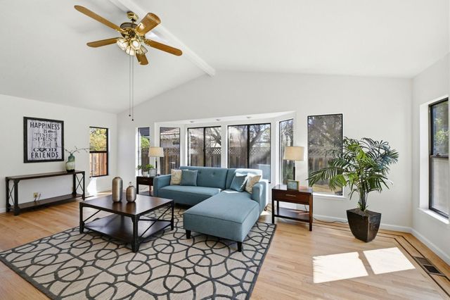 952 Vernie Court, Cupertino, CA 95014